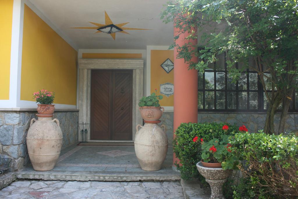Il Pianista B&B Campagna Esterno foto