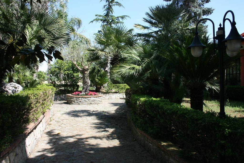 Il Pianista B&B Campagna Esterno foto